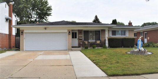 33288 CHATSWORTH Drive, Sterling Heights